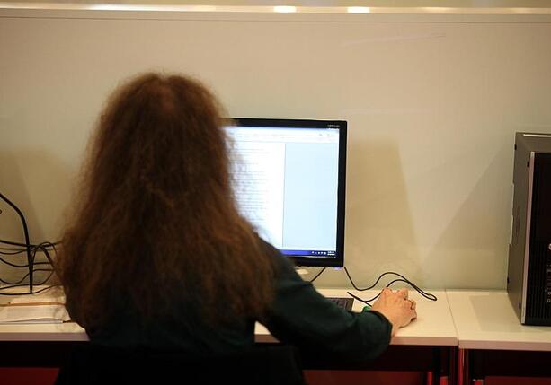 Bild vergr&ouml;&szlig;ern: Etwas mehr Erwerbstätige arbeiten im Homeoffice