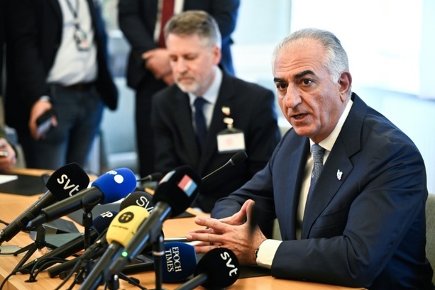 Bild vergr&ouml;&szlig;ern: Schah-Sohn wird bei Berlin-Besuch nicht von Bundesregierung empfangen