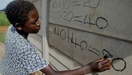 Unesco: Mädchen schneiden in Mathematik gegenüber Jungen wieder schlechter ab