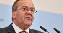 Pistorius kündigt Verlegung von Minensucher ins Mittelmeer an