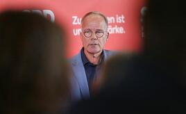 SPD-Fraktionschef stimmt auf neue Schulden wegen Iran-Krise ein