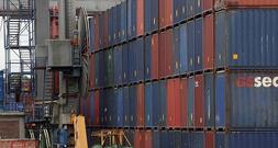 Ifo: Exporterwartungen leicht gestiegen