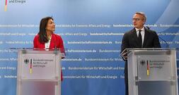 Regierung will mit neuer KI-Strategie Innovationen 