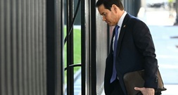 Keine Fortschritte bei Iran-Verhandlungen ersichtlich - Flüssiggas-Tanker durchquert Straße von Horm