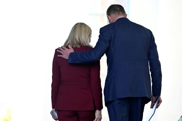 Bild vergr&ouml;&szlig;ern: Durchaus historisch: Merz lobt Beschluss zur Krankenkassen-Reform