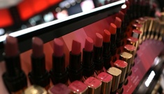 Chemikalien in Kosmetik: EU-Parlament stimmt für gelockerte Regeln