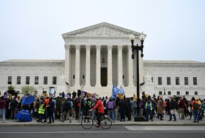 Supreme Court: Zuschnitt der Wahlkreise in US-Bundesstaat Louisiana verfassungswidrig