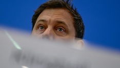 Klingbeil rechtfertigt hohe Neuverschuldung