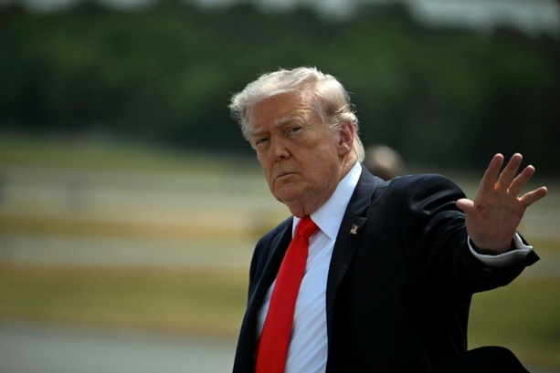 Bild vergr&ouml;&szlig;ern: Irans Armee: Neuer Konflikt mit USA wahrscheinlich - Trump nennt Angriffe Option