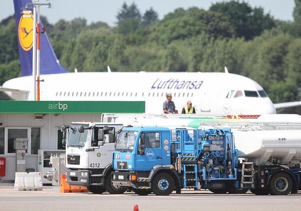 Bild vergr&ouml;&szlig;ern: Schnieder erwartet keinen Kerosinmangel in Deutschland