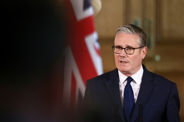 Bild vergr&ouml;&szlig;ern: Iran-Krieg: Britischer Premier Starmer ruft zu Deeskalation auf