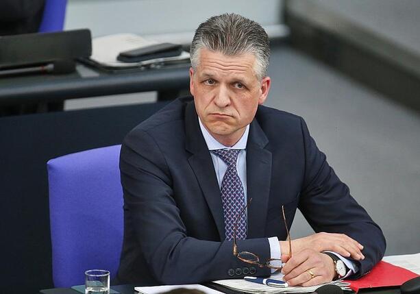 Bild vergr&ouml;&szlig;ern: Kanzleramtschef Frei offen für Reichensteuer