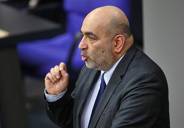 Bild vergr&ouml;&szlig;ern: Nouripour kritisiert Wadephuls Iran-Politik