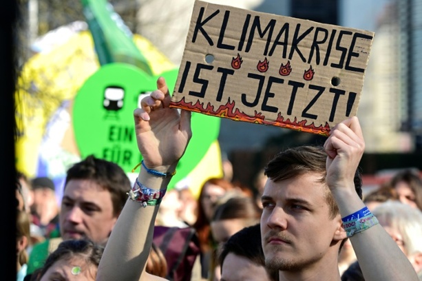 Bild vergr&ouml;&szlig;ern: Studie: Deutsche sorgen sich ums Klima – Umweltängste in 80ern waren aber größer