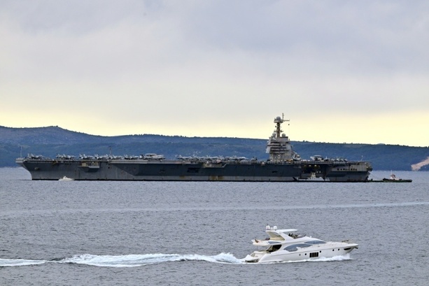 Bild vergr&ouml;&szlig;ern: US-Flugzeugträger USS Gerald R. Ford verlässt Mittelmeer in Richtung Heimathafen
