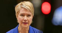 Schwesig wirft Bundesregierung mangelnde Professionalität vor