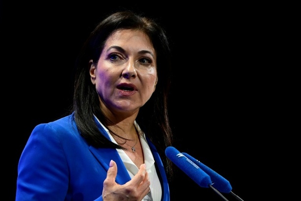 Bild vergr&ouml;&szlig;ern: Wirtschaftsministerin Reiche besucht Problem-Raffinerie PCK in Schwedt