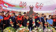 Zeremonie für Irans Fußballer in Teheran knapp einen Monat vor WM-Beginn