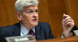 Trump-kritischer US-Senator Cassidy unterliegt bei Vorwahl