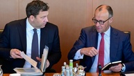 Ökonomen bezweifeln Reformwillen der Regierung - Linnemann macht Druck auf SPD