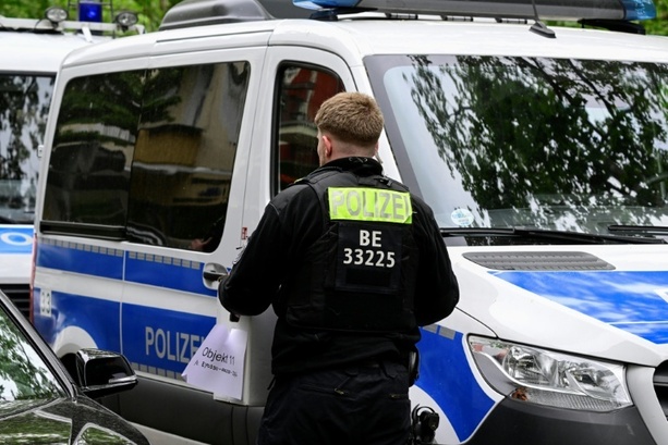 Bild vergr&ouml;&szlig;ern: Razzia bei Autovermietung in Hannover wegen Geldwäscheverdachts