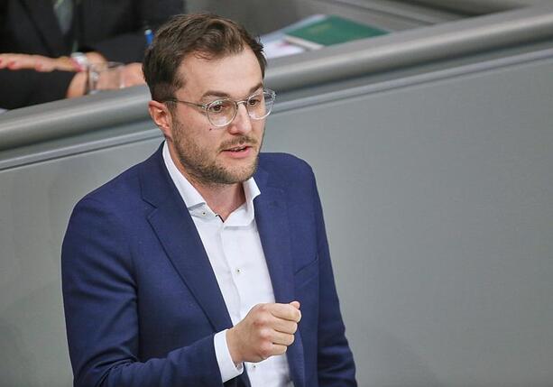 Bild vergr&ouml;&szlig;ern: SPD-Politiker fordern eine Billion Euro Privatkapital für KI