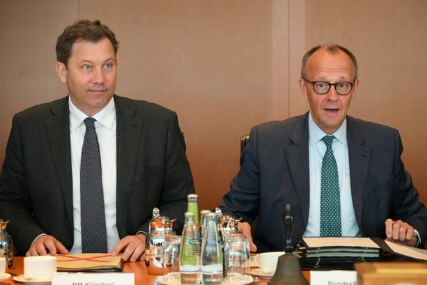 Bild vergr&ouml;&szlig;ern: ZDF-Politbarometer: Große Mehrheit zweifelt an Reformwillen der Regierung