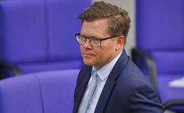 Schneider will Klimaschutzprogramm nachbessern