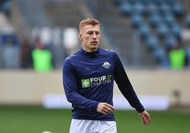 Bild vergr&ouml;&szlig;ern: Relegation: Paderborn steigt auf und schießt Wolfsburg in 2. Liga