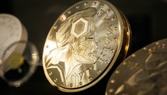 Pariser Münzprägeanstalt bietet Goldmünzen mit Marianne-Porträt