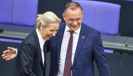 Forsa: AfD trotz leichter Verluste weiter vor Union