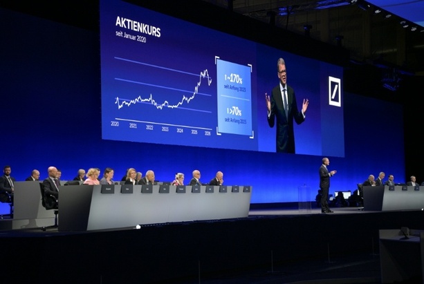 Bild vergr&ouml;&szlig;ern: Deutsche Bank: Aktionärsvertreter kritisieren höhere Aufsichtsratvergütung