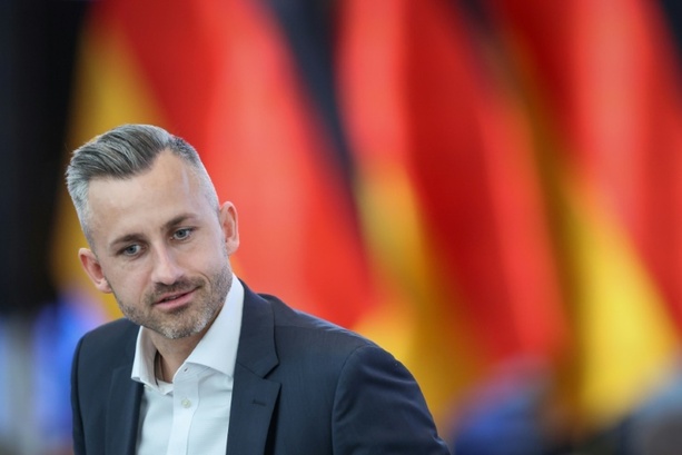 Bild vergr&ouml;&szlig;ern: AfD-Spitzenkandidat Siegmund: Keine Gesinnungsprüfung bei Staatsämter-Besetzung