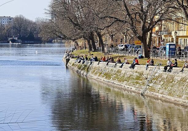 Bild vergr&ouml;&szlig;ern: Frühling 2026 war sehr mild, sonnig und zu trocken