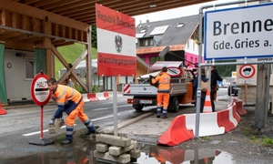 Drohendes Verkehrschaos durch Sperrung der Brennerautobahn wegen Anwohner-Protests