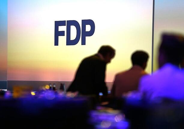 Bild vergr&ouml;&szlig;ern: Insa: FDP fällt zum Parteitag auf drei Prozent
