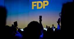 FDP-Parteitag debattiert über