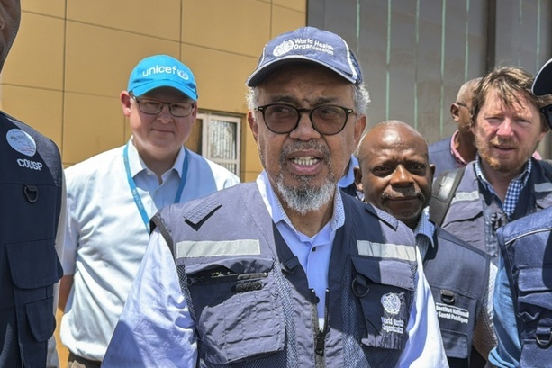 Bild vergr&ouml;&szlig;ern: WHO-Chef Tedros im Zentrum des Ebola-Ausbruchs im Kongo eingetroffen