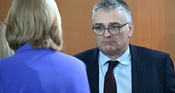 Streit um Bafög-Reform: Merz sieht Erhöhung unter Finanzierungsvorbehalt