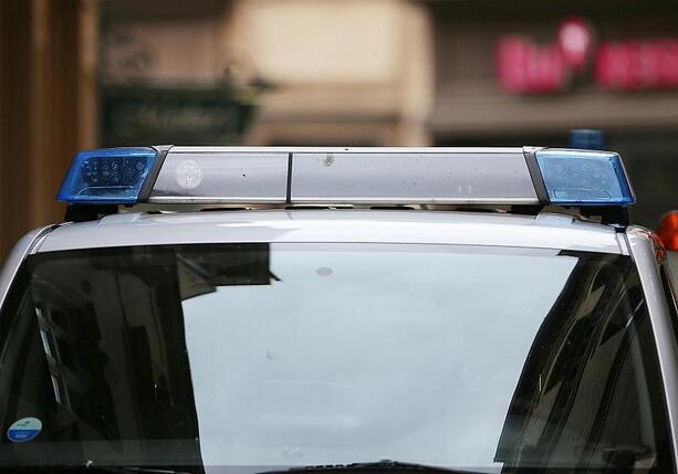 Bild vergr&ouml;&szlig;ern: Großeinsatz in Rendsburg - Berichte über Mann mit Schusswaffen