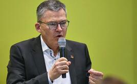 Kiesewetter kritisiert Teilnehmer von russischem Wirtschaftsforum