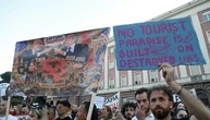 Tausende protestieren in Albanien gegen Luxus-Bauprojekt von Trumps Schwiegersohn