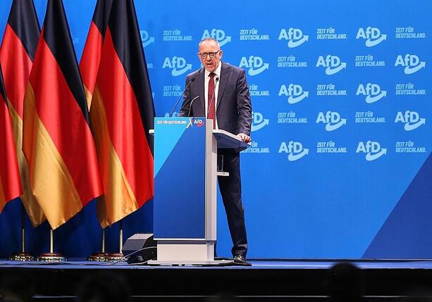 Bild vergr&ouml;&szlig;ern: AfD-Politiker verteidigen Reise nach Russland