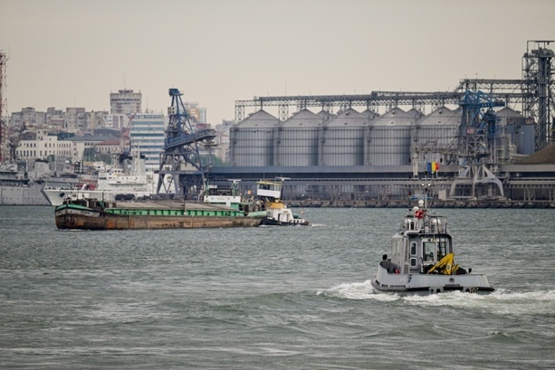 Bild vergr&ouml;&szlig;ern: Seedrohne explodiert in rumänischem Hafen - Russland macht Ukraine verantwortlich