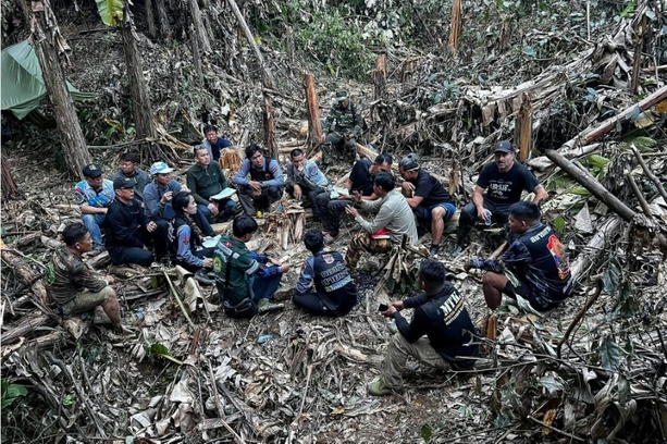 Bild vergr&ouml;&szlig;ern: Höhlenunglück in Laos: Suche nach letzten beiden Vermissten eingestellt