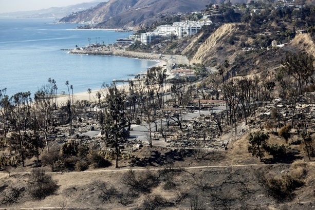 Bild vergr&ouml;&szlig;ern: Feuer in Los Angeles: Mutmaßlicher Brandstifter von Pacific Palisades vor Gericht