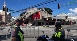 Ein Toter nach schwerem Erdbeben vor Philippinen - Tsunami-Warnungen für Region