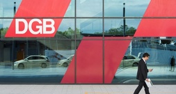 DGB stemmt sich gegen Abschaffung des Acht-Stunden-Tages
