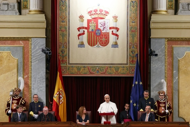 Bild vergr&ouml;&szlig;ern: Papst Leo XIV.: Waffen können keinen echten und dauerhaften Frieden schaffen