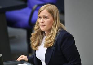Ortleb kritisiert verpasste Umsetzung von EU-Lohntransparenz-Regeln